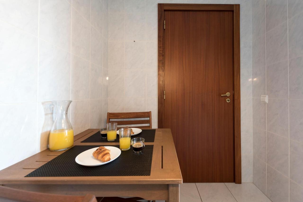 Lovelystay - Homey Feeling Flat W/ Free Parking Porto Dış mekan fotoğraf